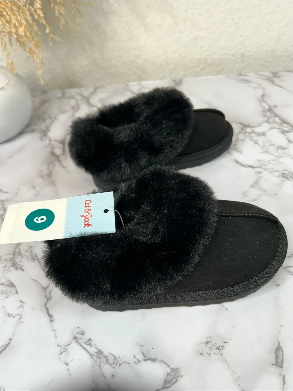 Cat & Jack  Kids Black Faux Fur Slip-On Bootie Slippers Size 9